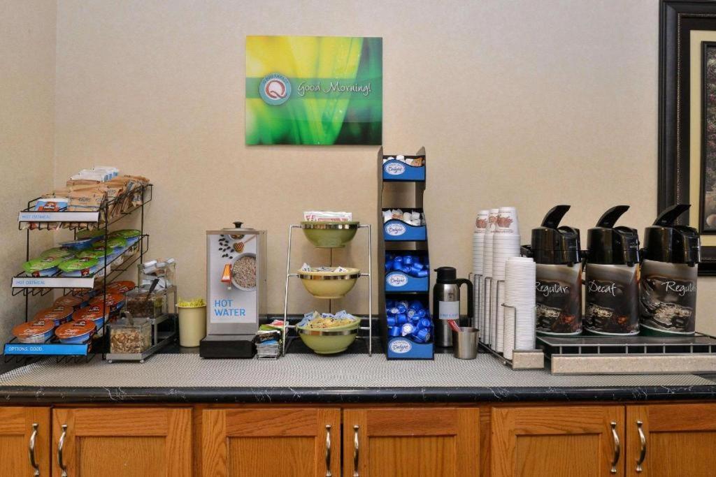 Quality Inn & Suites Jefferson City Ngoại thất bức ảnh