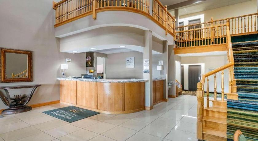 Quality Inn & Suites Jefferson City Ngoại thất bức ảnh